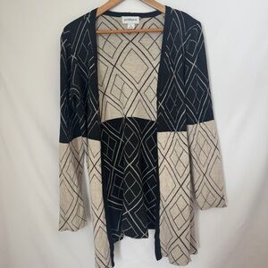 Peck & Peck Geometric Black and Cream Cardigan